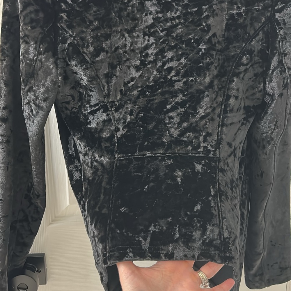 Anthro Blank NYC Crushed Velvet Drape Moto Jacket NWT - Picture 8 of 11